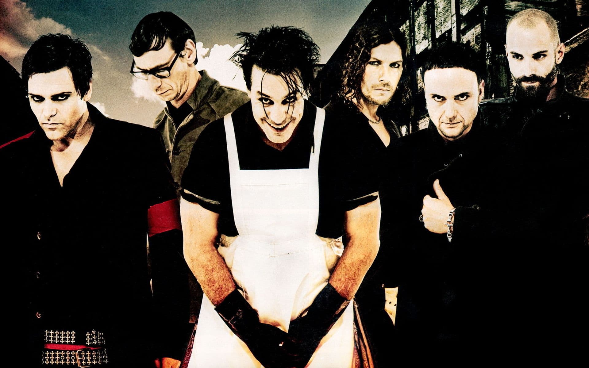 Deutschland: <b>Rammstein</b> returned with a masterpiece <b>rammstein</b>.com.ru.