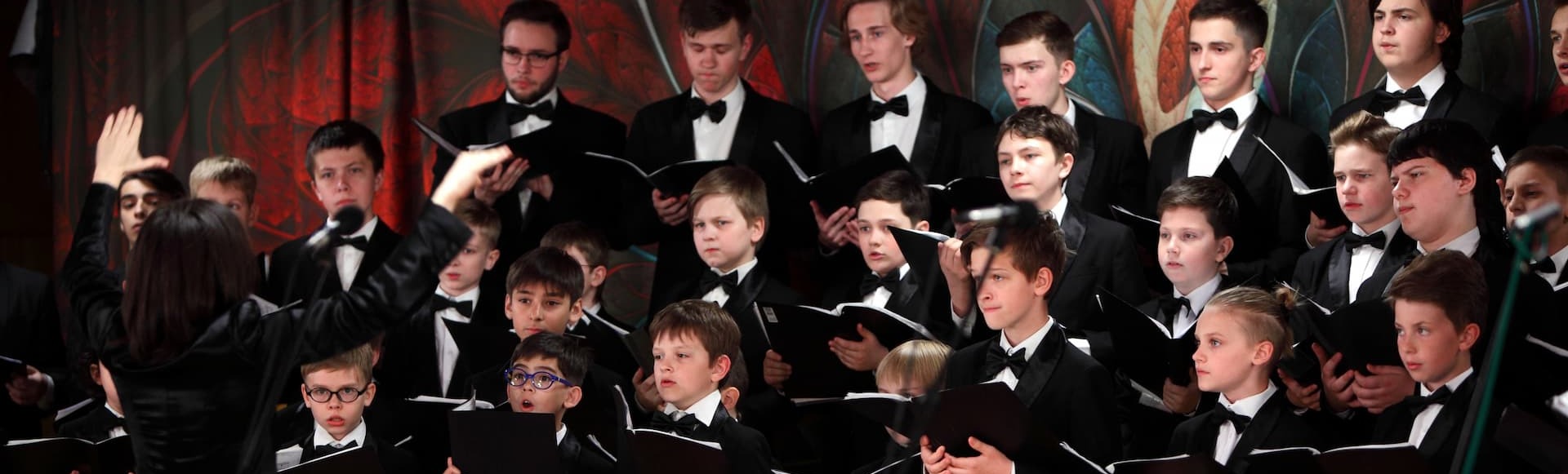 Билеты на концерт хора мальчиков и юношей Cantus. Нина Куприянова, арфа Билеты на концерт хора мальчиков и юношей Cantus. Нина Куприянова, арфа