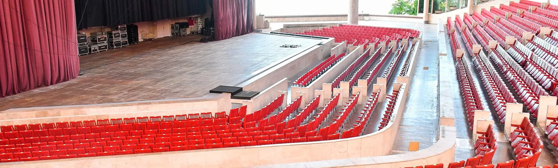 В Сочинском концертном зале «Фестивальный» начали ремонт 

