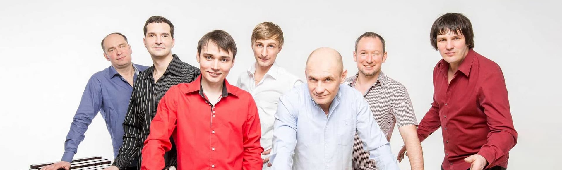 Ансамбль мелодических ударных инструментов "MarimbaMix" Ансамбль мелодических ударных инструментов "MarimbaMix"