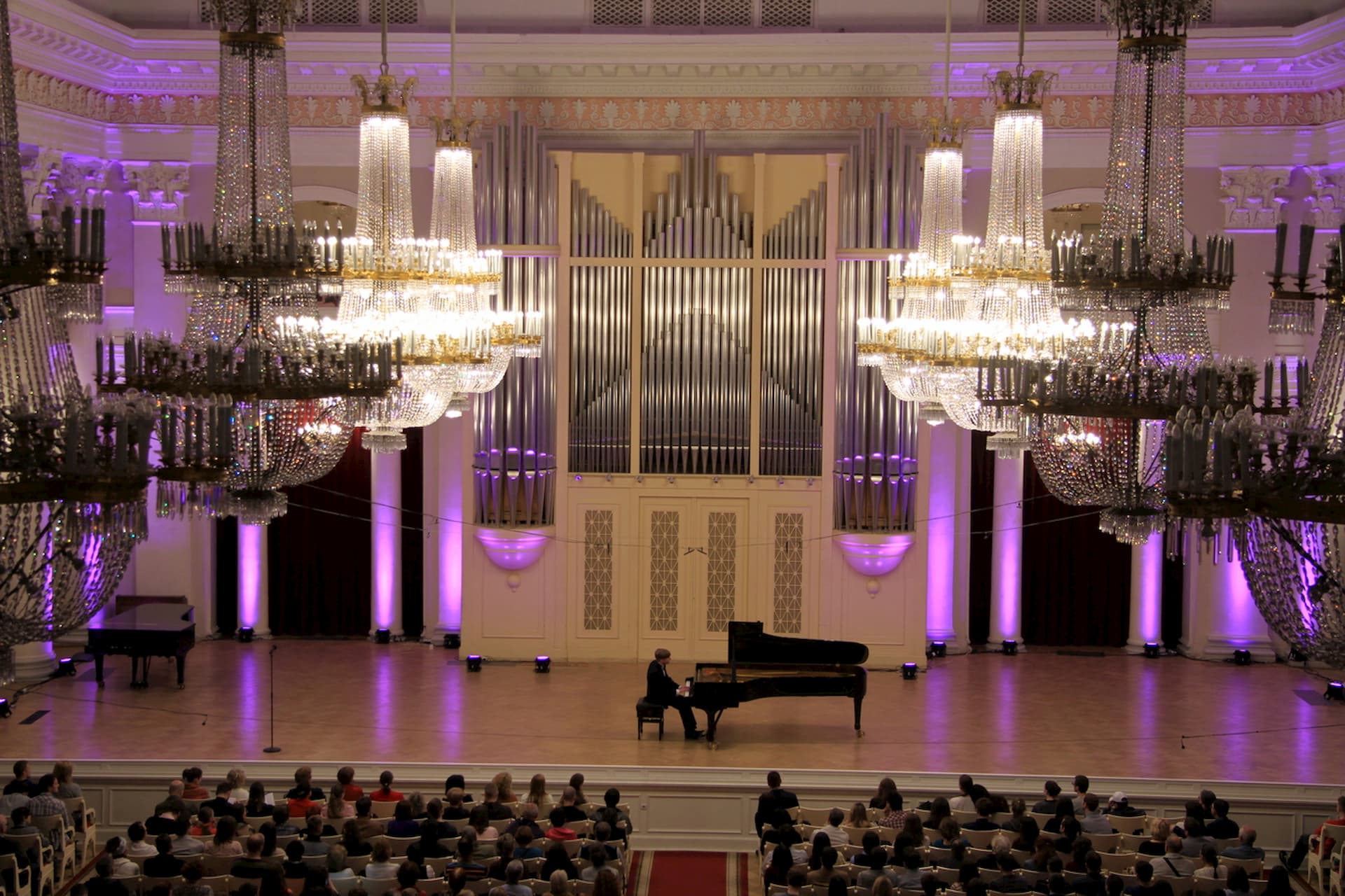 Филармония шостаковича большой зал фото