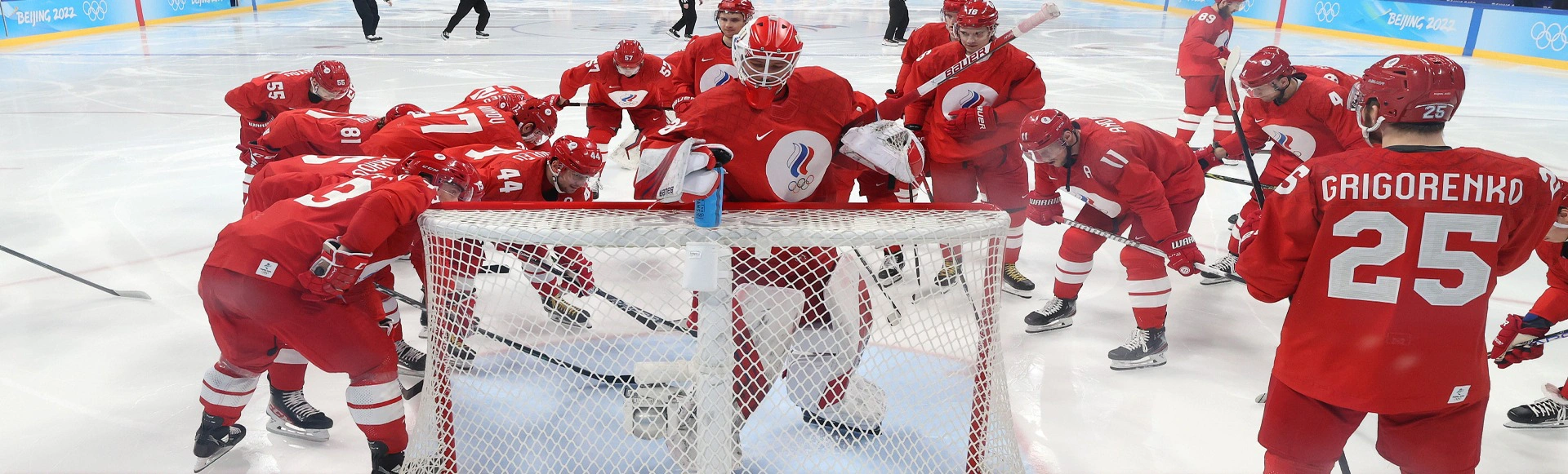 В последнем матче группового этапа сборная России по хоккею уступила Чехии