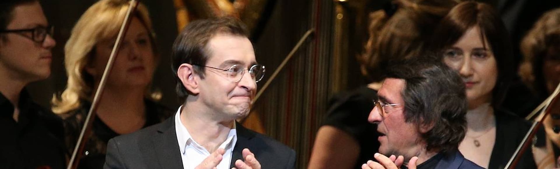 Билеты на концерт Оркестр «Новая Россия» Дирижёр – Юрий Башмет Читает Константин Хабенский Билеты на концерт Оркестр «Новая Россия» Дирижёр – Юрий Башмет Читает Константин Хабенский