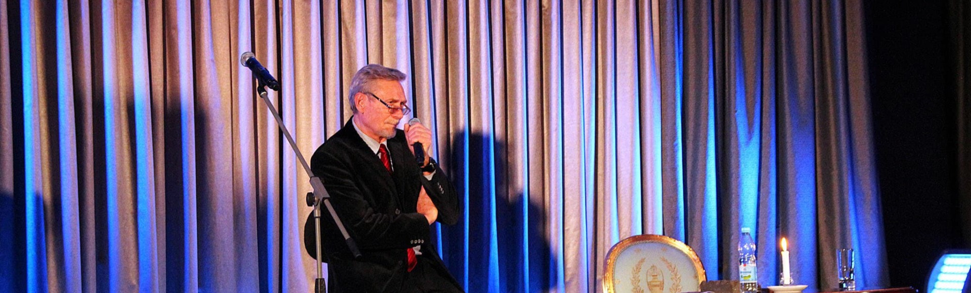Творческий вечер Александра Михайлова
Творческий вечер Александра Михайлова