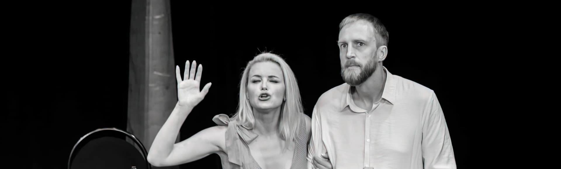 Билеты на спектакль «Любовь по расписанию» Билеты на спектакль «Любовь по расписанию»