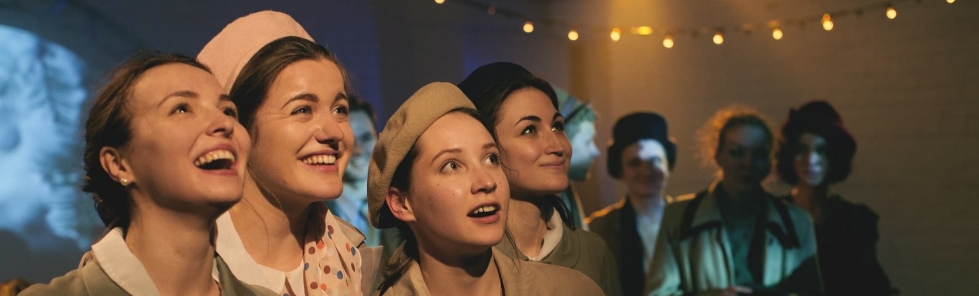 Билеты на спектакль "Оттепель" Билеты на спектакль "Оттепель"