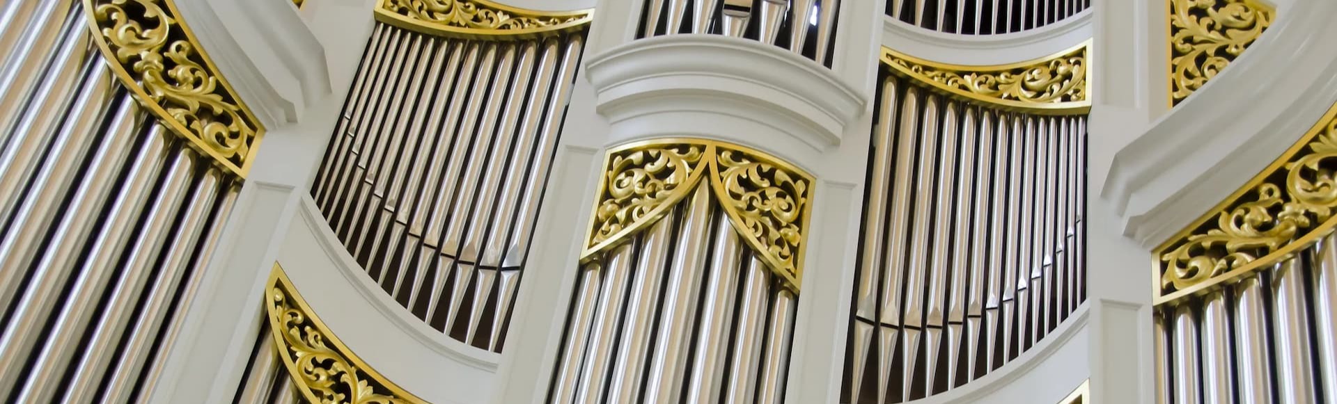 Билеты на концерт-открытие Академии молодых органистов «VOX ORGANUM». «ОРГАН/РОК» Билеты на концерт-открытие Академии молодых органистов «VOX ORGANUM». «ОРГАН/РОК»