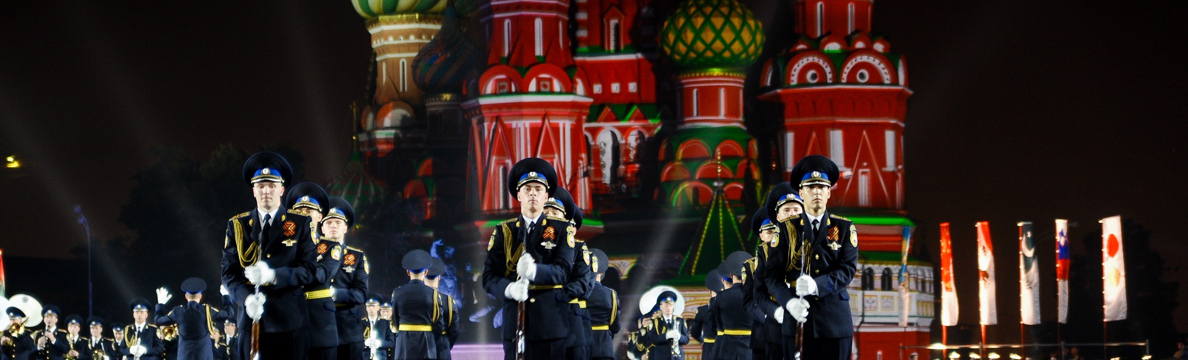 Международный военно-музыкальный фестиваль "Спасская башня" Международный военно-музыкальный фестиваль "Спасская башня"