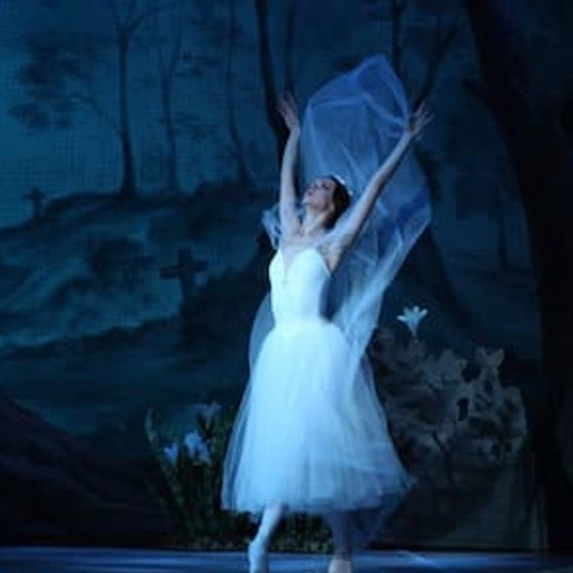 Самый известный балет романтизма — "Жизель"!