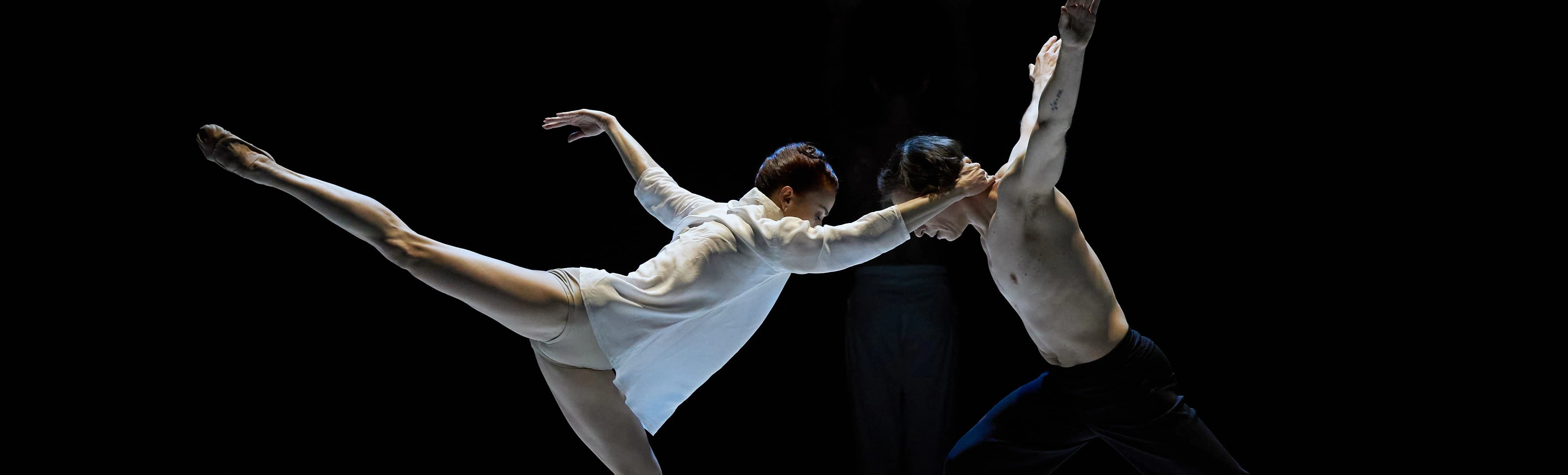 Новый спектакль Дианы Вишнёвой: «Дуо» – искусство движения и звука!