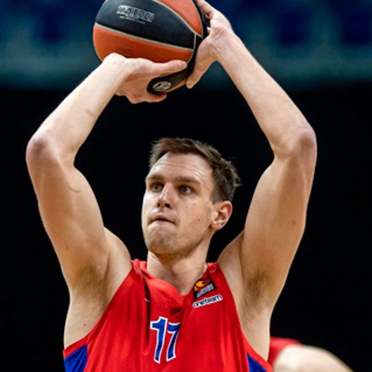 Баскетбольная команда ЦСКА завершила сезон с бронзовой медалью